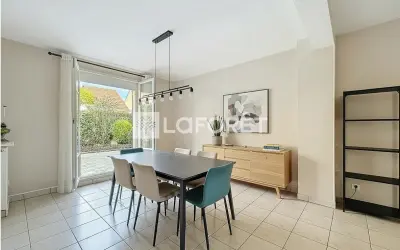 Maison 1 685 €/mois MAUREPAS (78310) photo 2
