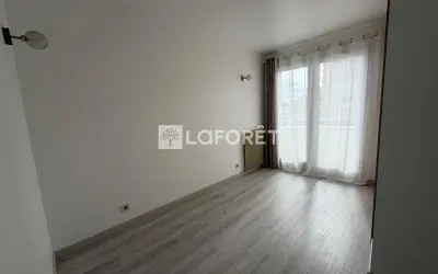 Appartement 1 238 €/mois ELANCOURT (78990) photo 7