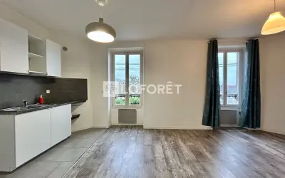 Appartement 561 €/mois JUZIERS (78820) photo 4