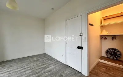 Appartement 561 €/mois JUZIERS (78820) photo 5