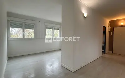 Appartement 780 €/mois AUBERGENVILLE (78410) photo 4
