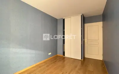 Appartement 1 075 €/mois MEULAN EN YVELINES (78250) photo 9