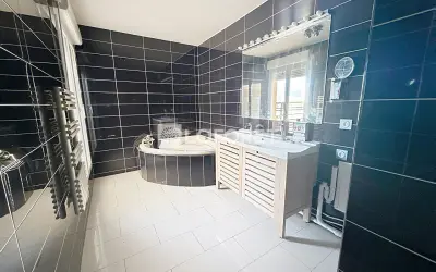 Appartement 1 925 €/mois ROSNY SOUS BOIS (93110) photo 6