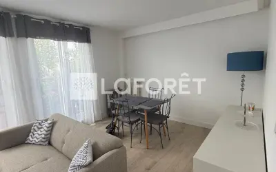 Appartement 2 350 €/mois PARIS (75017) photo 4
