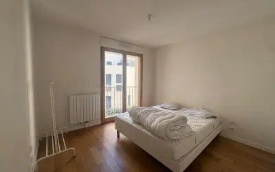 Appartement 2 100 €/mois PARIS (75015) photo 6