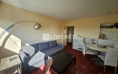 Appartement 1 739 €/mois PARIS (75017) photo 2