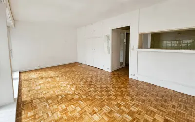 Appartement 873 €/mois PARIS (75015) photo 2