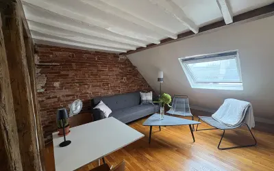 Appartement 1 390 €/mois PARIS (75009) photo 2