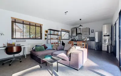 Maison 1 500 €/mois NEUILLY PLAISANCE (93360) photo 2