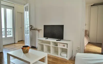 Appartement 1 750 €/mois PARIS (75017) photo 2