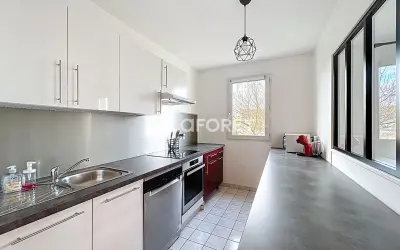 Appartement 1 090 €/mois LIEUSAINT (77127) photo 4