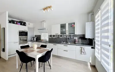 Appartement 1 250 €/mois TIGERY (91250) photo 4