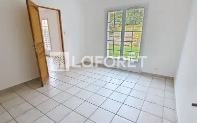 Maison 2 200 €/mois ORGEVAL (78630) photo 4