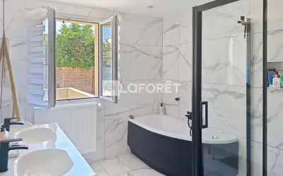 Maison 2 400 €/mois FLINS SUR SEINE (78410) photo 5
