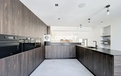 Maison 2 900 €/mois CRESPIERES (78121) photo 8