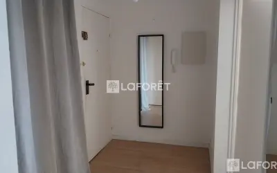 Appartement 1 095 €/mois LES ULIS (91940) photo 8