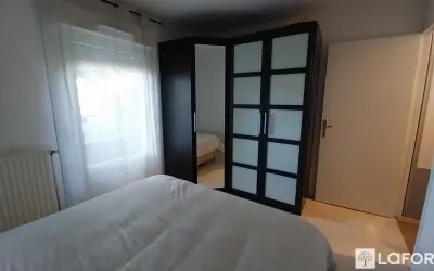 Appartement 950 €/mois LES ULIS (91940) photo 5