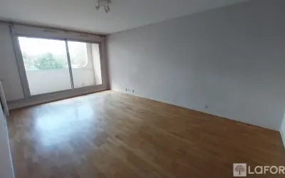 Appartement 1 100 €/mois LES ULIS (91940) photo 2