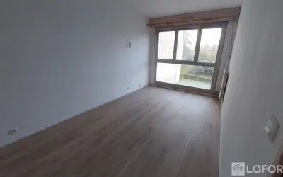 Appartement 1 100 €/mois LES ULIS (91940) photo 7
