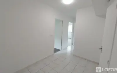 Appartement 1 200 €/mois LES ULIS (91940) photo 9
