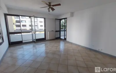 Appartement 1 100 €/mois LES ULIS (91940) photo 2