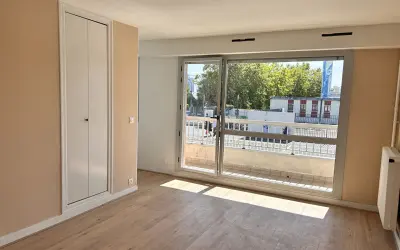 Appartement 169 000 € NOISY-LE-SEC (93130) photo 2