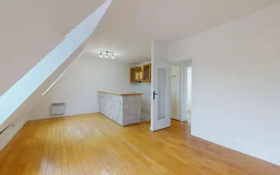 Appartement 1 422 €/mois PARIS (75010) photo 2