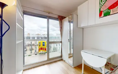 Appartement 800 €/mois PARIS (75010) photo 2