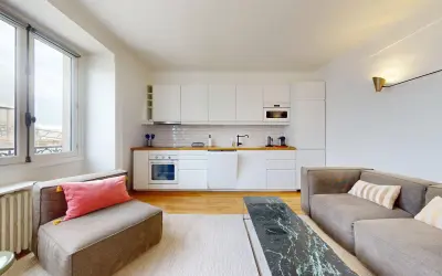 Appartement 2 300 €/mois PARIS (75010) photo 4