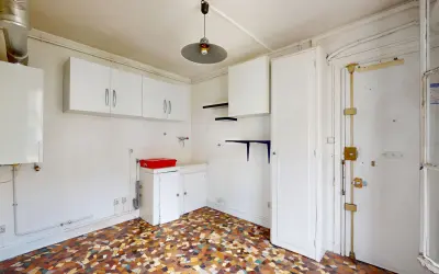 Appartement 242 000 € PARIS (75010) photo 2