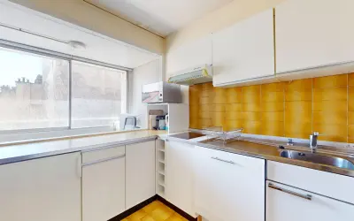 Appartement 1 300 €/mois PARIS (75010) photo 2