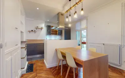 Appartement 2 650 €/mois PARIS (75010) photo 2
