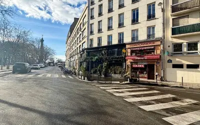 Local commercial 449 000 € HT HC PARIS (75011) photo 8