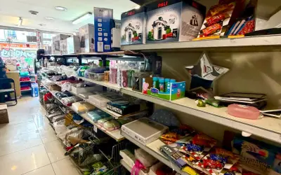 Local commercial 224 000 € HT HC PARIS (75020) photo 2