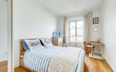 Appartement 379 600 € PARIS (75011) photo 4