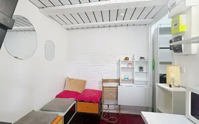 Appartement 550 €/mois PARIS (75116) photo 2