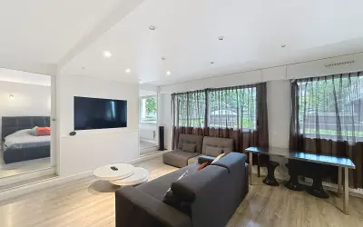 Appartement 2 340 €/mois PARIS (75116) photo 2