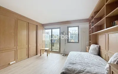 Appartement 1 600 €/mois PARIS (75008) photo 2