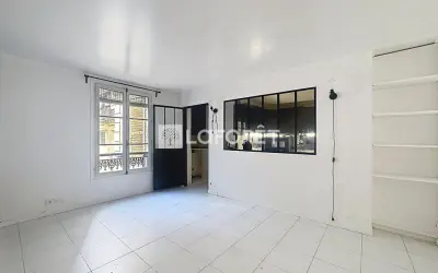 Appartement 2 500 €/mois PARIS (75008) photo 2