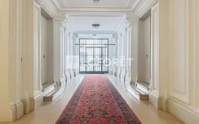 Appartement 395 000 € PARIS (75008) photo 2