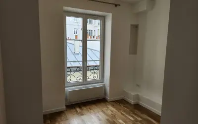 Appartement 1 570 €/mois PARIS (75018) photo 2