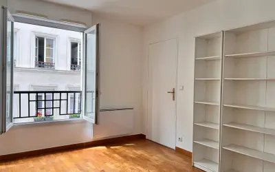Appartement 1 598 €/mois PARIS (75003) photo 2