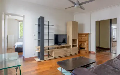 Appartement 2 329 €/mois PARIS (75004) photo 2
