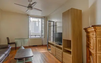 Appartement 2 329 €/mois PARIS (75004) photo 4