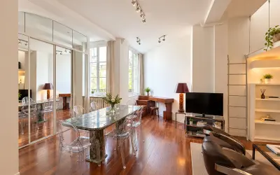 Appartement 2 936 €/mois PARIS (75003) photo 2