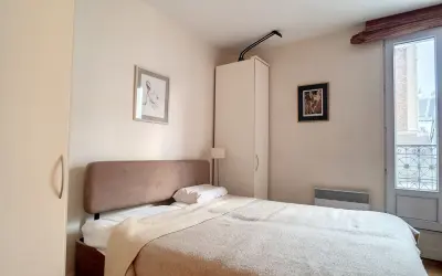 Appartement 1 630 €/mois PARIS (75005) photo 2