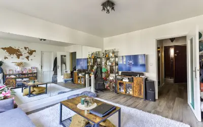 Appartement 275 600 € PARIS (75020) photo 2