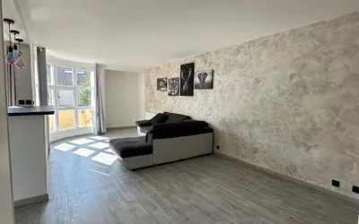 Appartement 1 100 €/mois EVRY COURCOURONNES (91000) photo 2