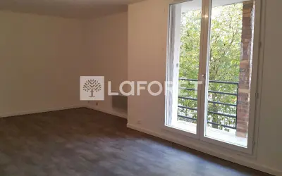 Appartement 984 €/mois PLAISIR (78370) photo 2