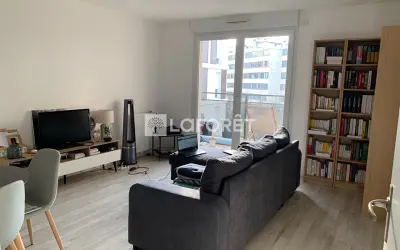 Appartement 880 €/mois FONTENAY LE FLEURY (78330) photo 2
